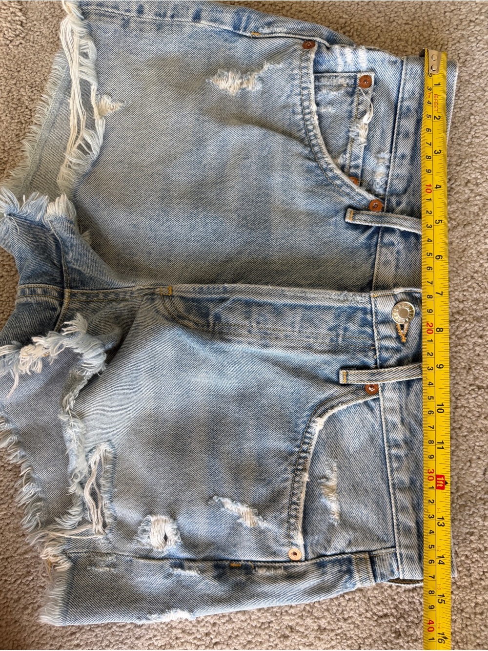 AGOLDE Parker Vintage Cut Off Shorts Women’s 26 High Rise Distressed Raw Hem - Picture 13 of 13
